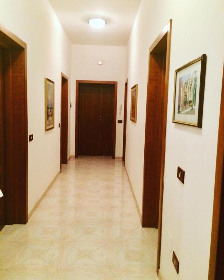 A Due Passi Rooms Ла-Маддалена Экстерьер фото